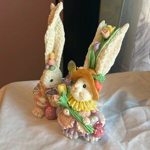 Set of Two Deldan Ceremic Easter Bunnies Figurines